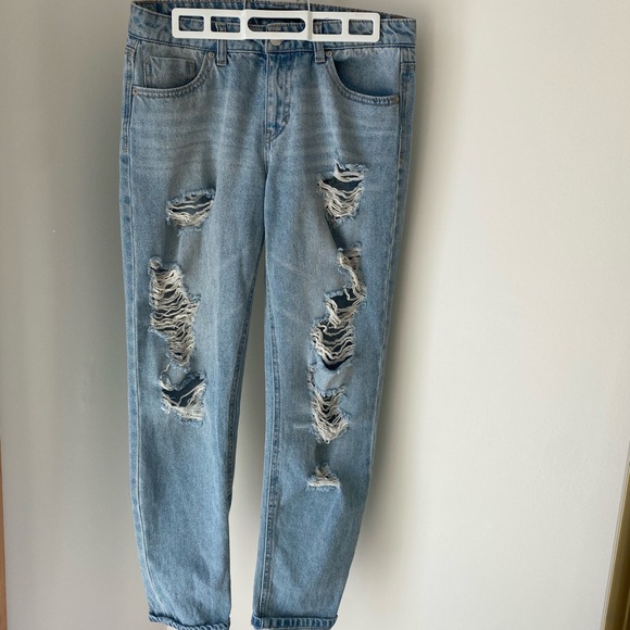 Mom Jeans - Picture 1 of 4